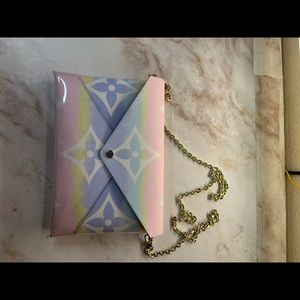 Ionia Vuitton kirigami pochette limited edition escale monogram LARGE pochette